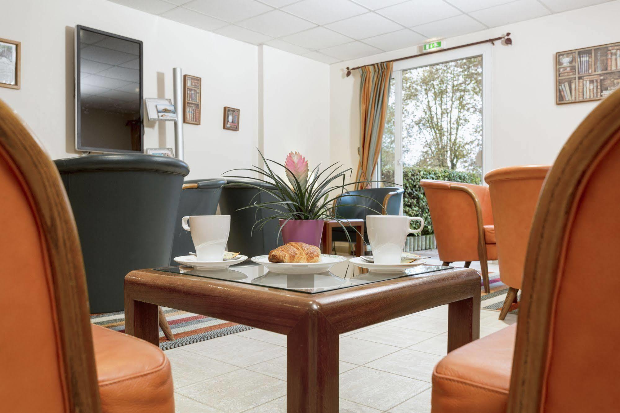 Karma Manoir Des Deux Amants Aparthotel Конел Екстериор снимка